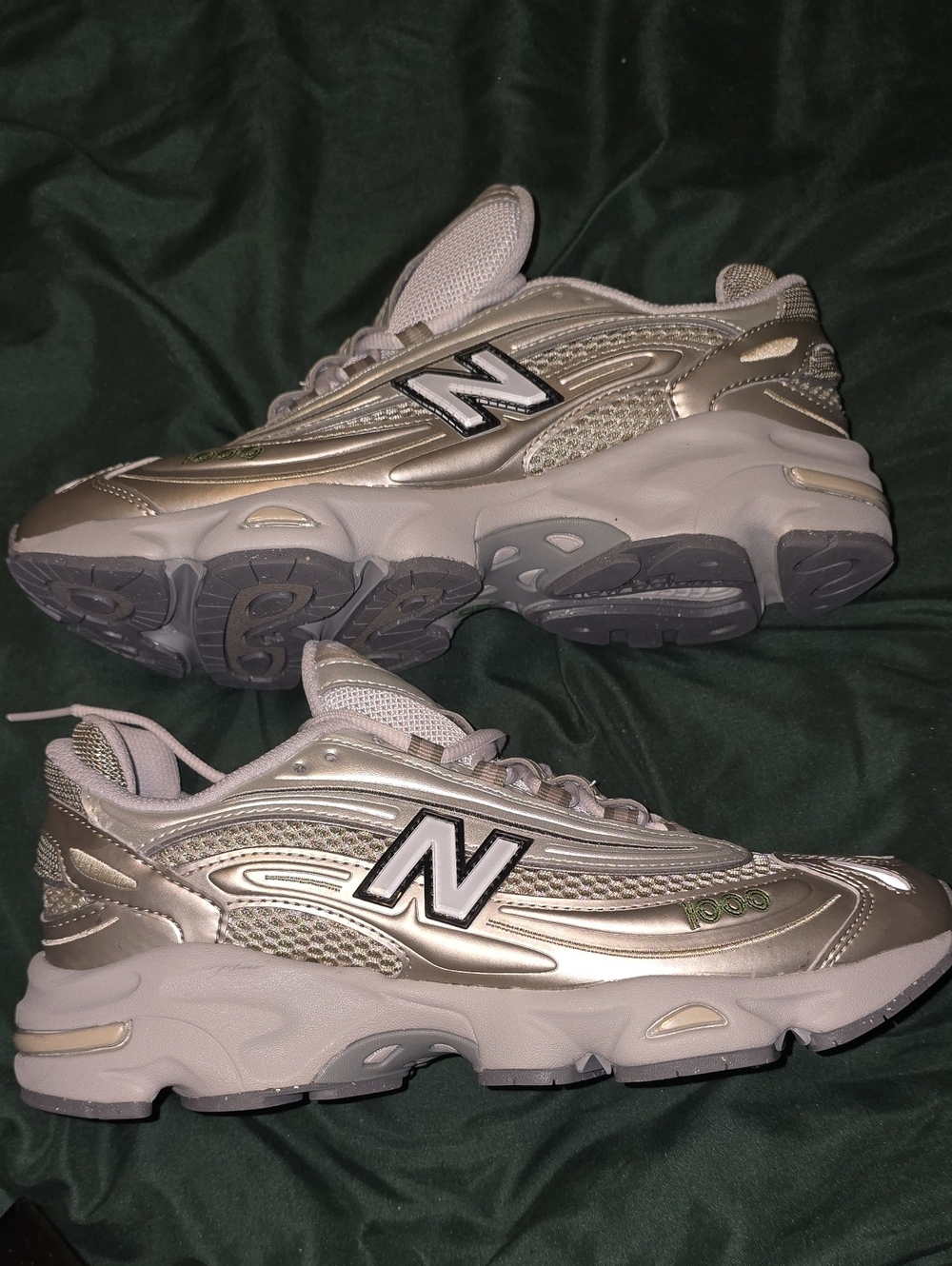 New Balance 1000 Silver Metallic Running Sneakers